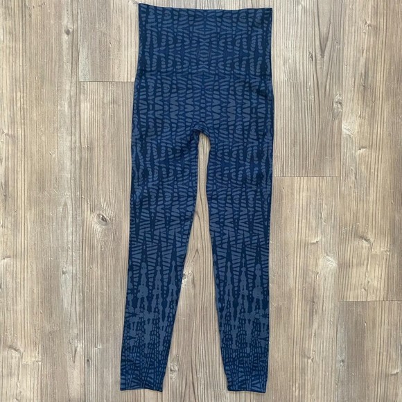 Spanx - Look at Me Now‎ Leggings Blue Geometric Pattern Women’s Sz Small #FL3515 - Picture 1 of 6